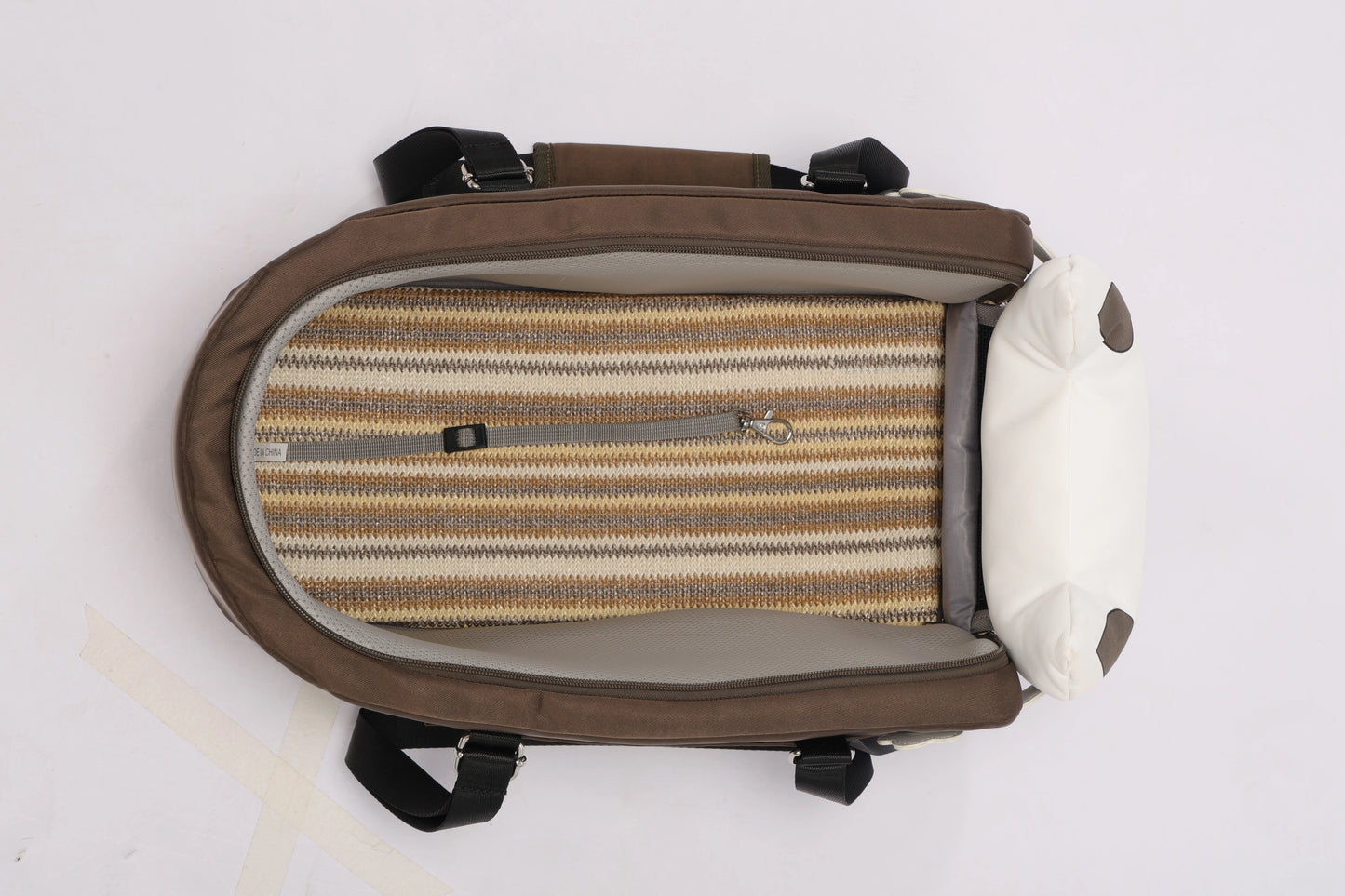 Dog car seat center console pet seat